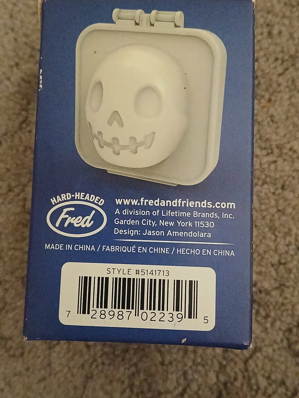 Fred White Skull Egg Mold with Blue Box